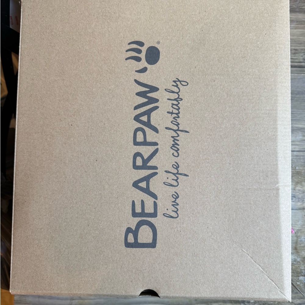 Women’s BearPaw Eva short Brown Boots